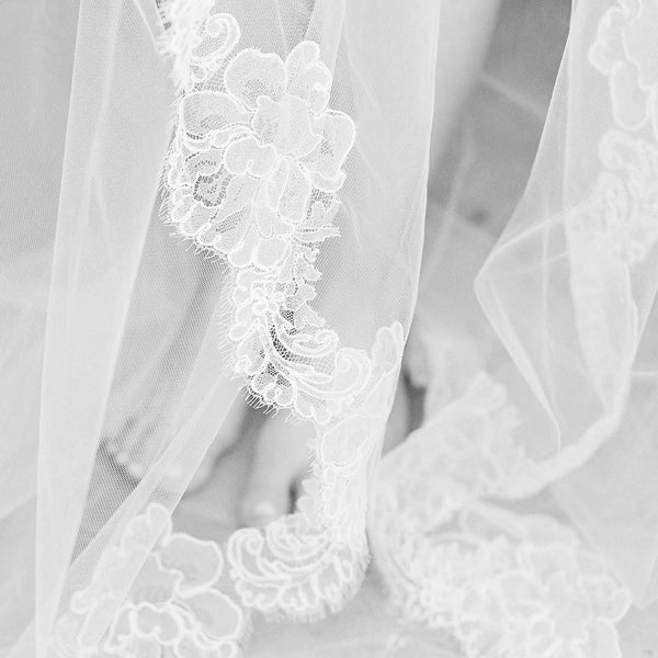 One Blushing Bride Thin Scalloped Lace Chapel or Cathedral Wedding Veil White / Chapel 90 Inches / Without Beading